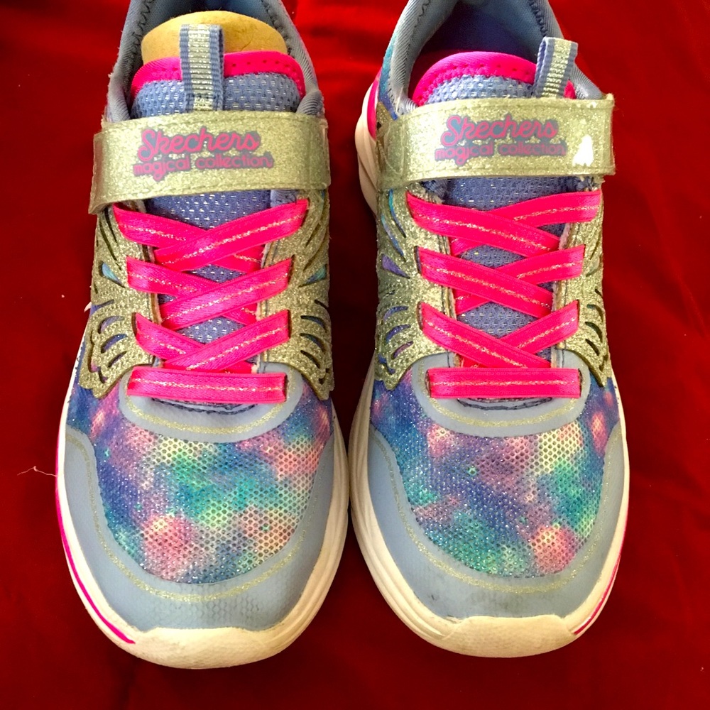 Girl shoes for sale ! In excellent condition!